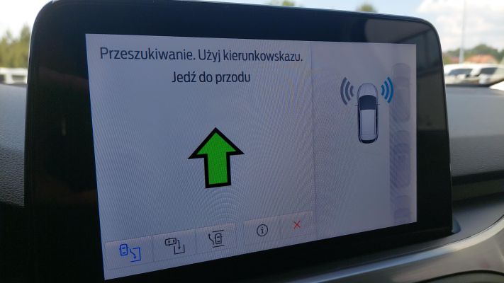 www.DobreUzywane.pl - FORD FOCUS KOMBI 1.5 ECOBOOST 150KM TITANIUM, REFLEKTORY FULL LED