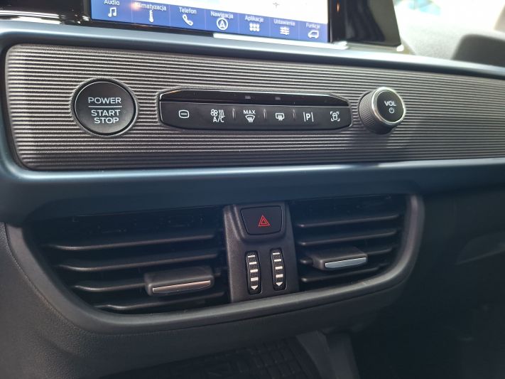 www.DobreUzywane.pl - FORD COURIER 1.0 ECOBOOST 125KM ACTIVE AUTOMAT DEMO