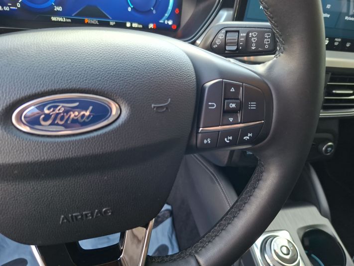 www.DobreUzywane.pl - FORD FOCUS 1.5 ECOBLUE 116KM TITANIUM X